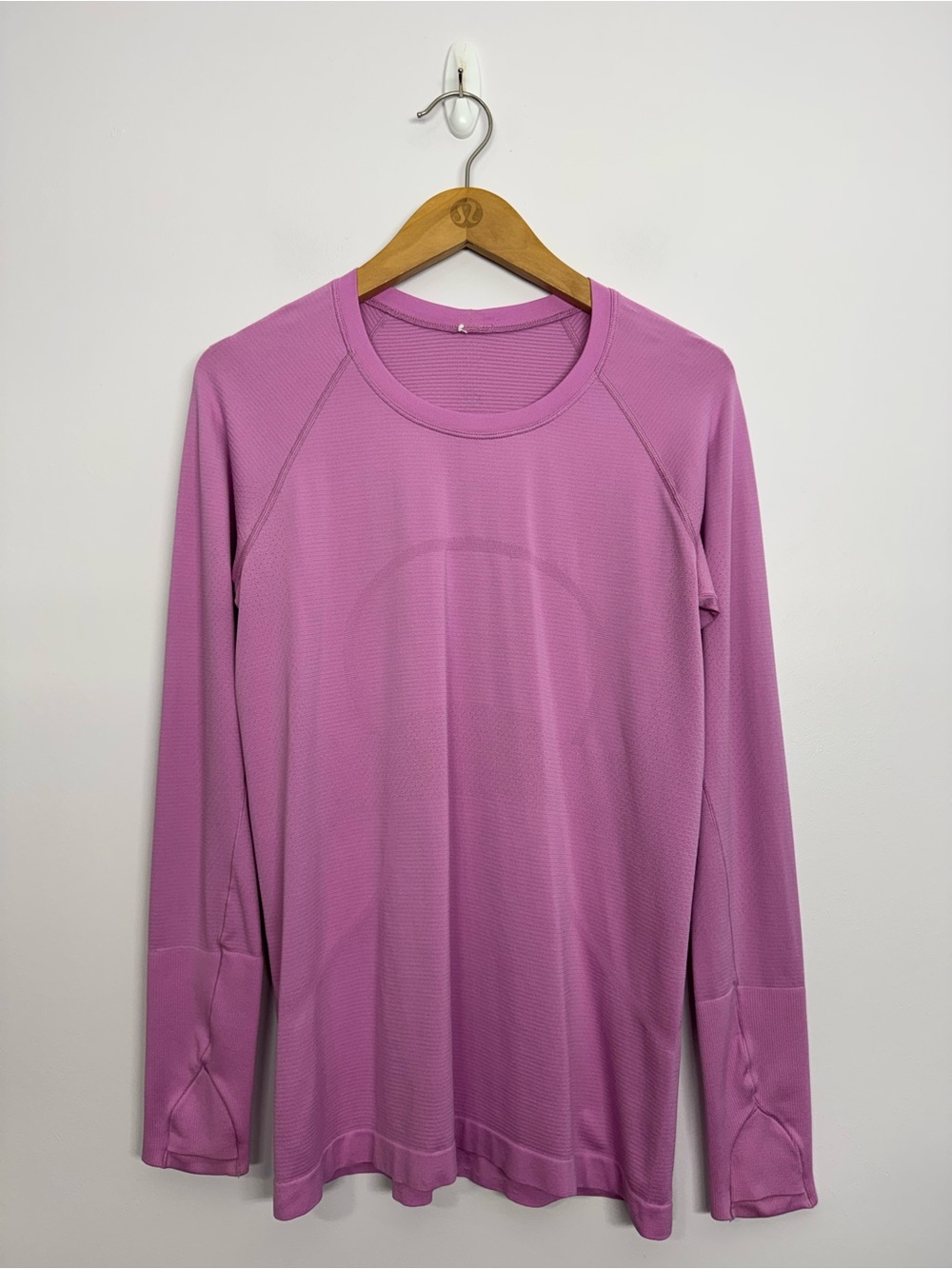 160: Lululemon Swiftly Tech Long-Sleeve Shirt 2.0 Dahlia Mauve? Size 10
